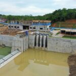 Pembangunan Bendungan Sepaku Semoi terus menunjukkan progres yang positif.(foto:kemenpupr)