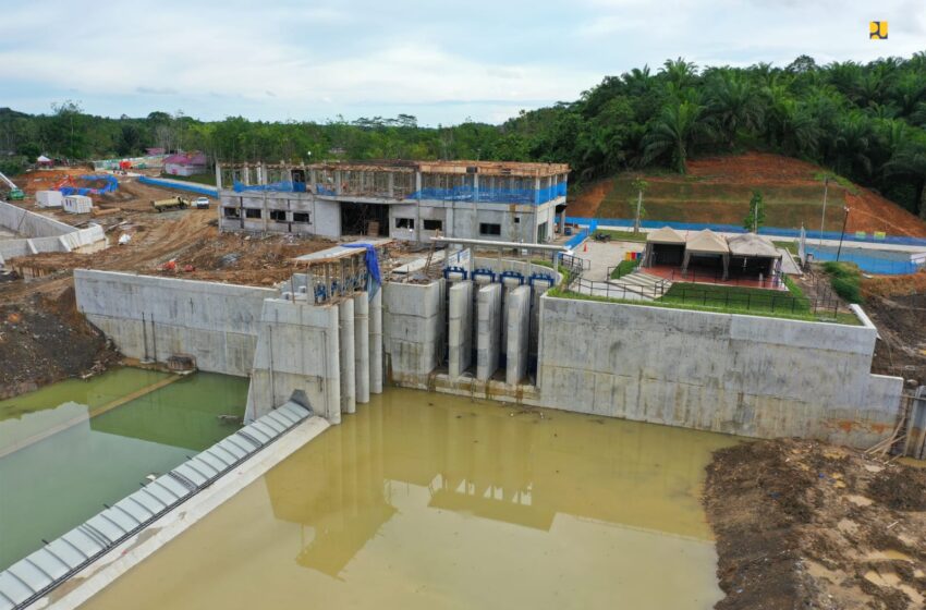 Pembangunan Bendungan Sepaku Semoi terus menunjukkan progres yang positif.(foto:kemenpupr)