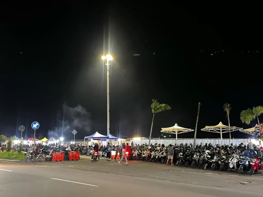 Dishub Kukar Tertibkan Parkir di Kawasan Titik Nol Tenggarong Demi Kenyamanan Pengunjung
