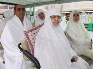 Megawati Soekarnoputri Disapa Hangat Jamaah Indonesia Saat Umrah