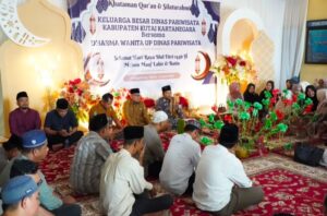 Dispar Kukar Gelar Halal Bi Halal dan Khatam Qur’an, Perkuat Silaturahmi dan Spiritualitas ASN