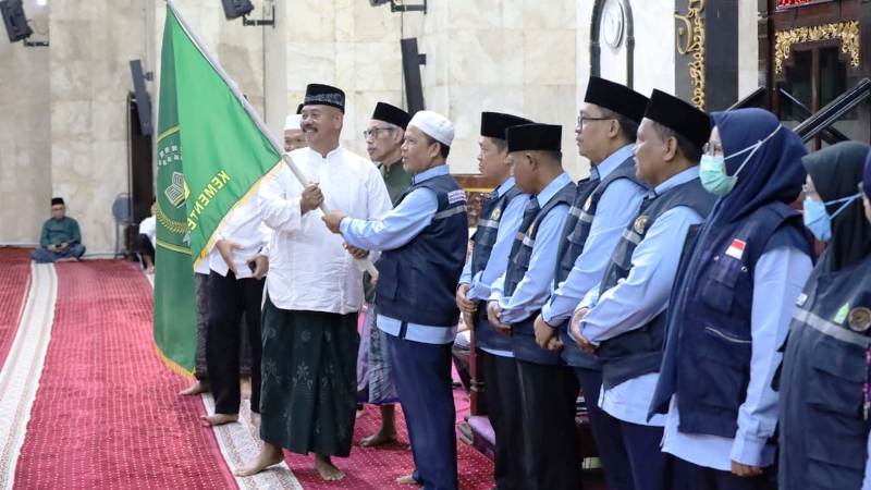 Bupati Kukar Lepas Jamaah Haji Kloter 3, Titip Doa untuk Indonesia dan Daerah