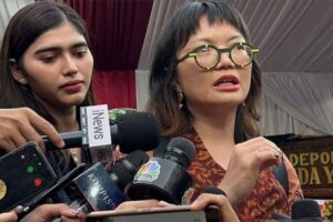 Trump Tangguhkan Visa Pelajar Asing, Kemendiktisaintek Siapkan Solusi untuk Mahasiswa RI