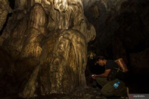 Dispar Kukar Dukung Pengembangan Wisata Goa Batu Gelap, Tekankan Aspek Keamanan dan Legalitas