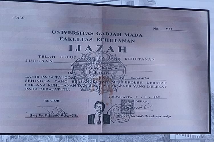 Begini Bentuk Ijazah Jokowi yang Diuji Polri