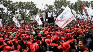 Presiden Prabowo Siap Hapus Sistem Outsourcing, Dunia Usaha Minta Kajian Komprehensif