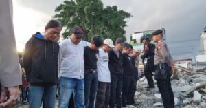 Polsek Samarinda Kota Ringkus Tiga Pria dalam Modus Tukar Tambah Ponsel di Facebook