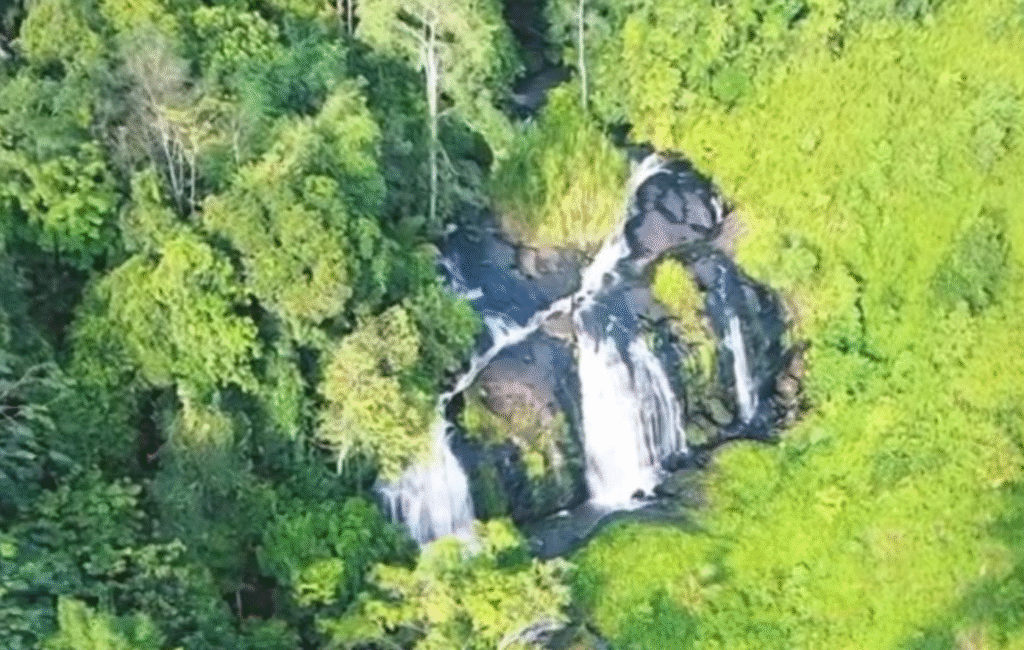 Air Terjun Kembar Santan Ulu, Potensi Wisata yang Terhambat Akses Jalan