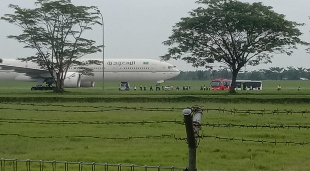 Pesawat Saudi Airlines SV 5688 Diancam Bom, Mendarat Darurat di Kualanamu