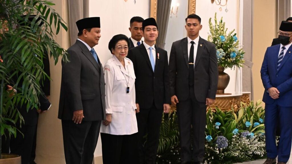Momen Akur Gibran dan Megawati di Hari Lahir Pancasila: Sinyal Rujuk Politik?
