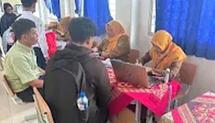 Server SPMB Kaltim Down, Disdikbud Pertimbangkan Jadwal Terpisah untuk Samarinda dan Balikpapan