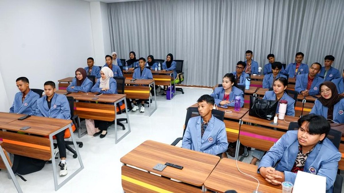 Mahasiswa angkatan pertama Universitas Gunadarma IKN dalam kegiatan kuliah umum di Nusantara